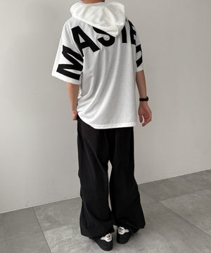 ホワイト モデル：175cm L着用