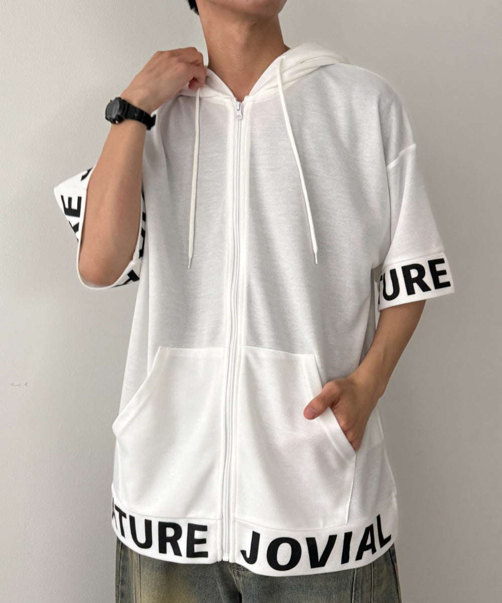 ホワイト モデル：175cm L着用