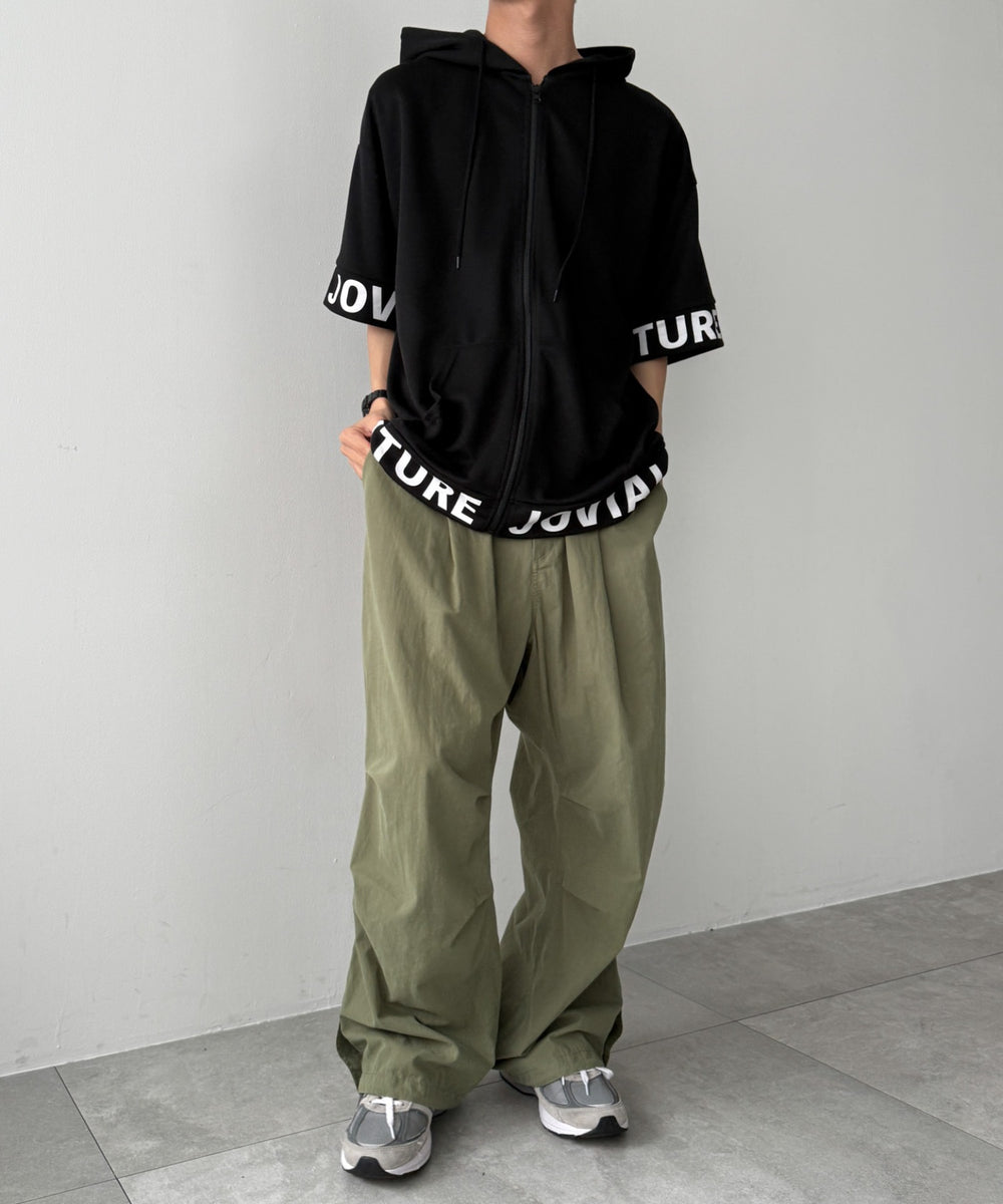 ブラック モデル：175cm L着用