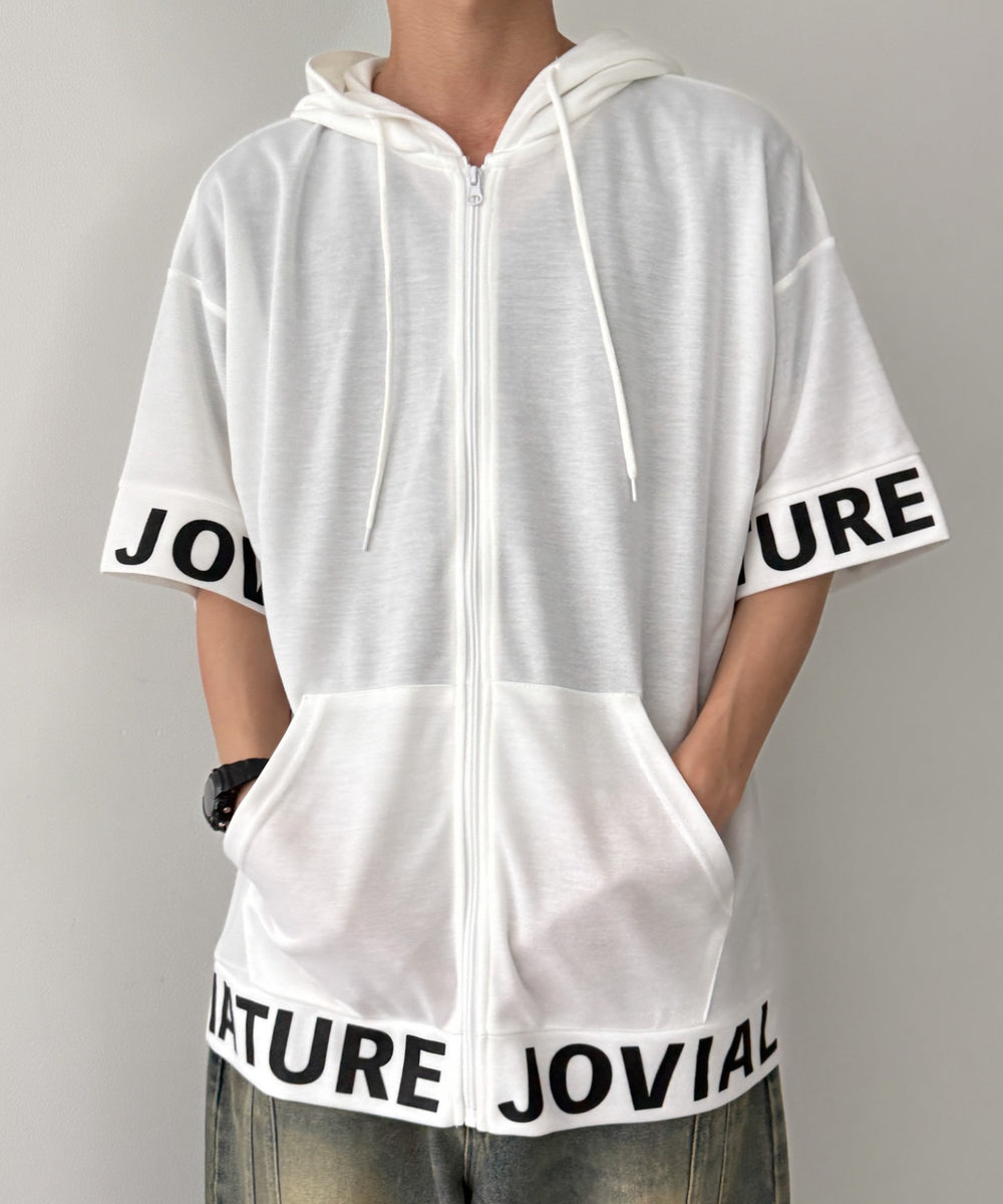 ホワイト モデル：175cm L着用