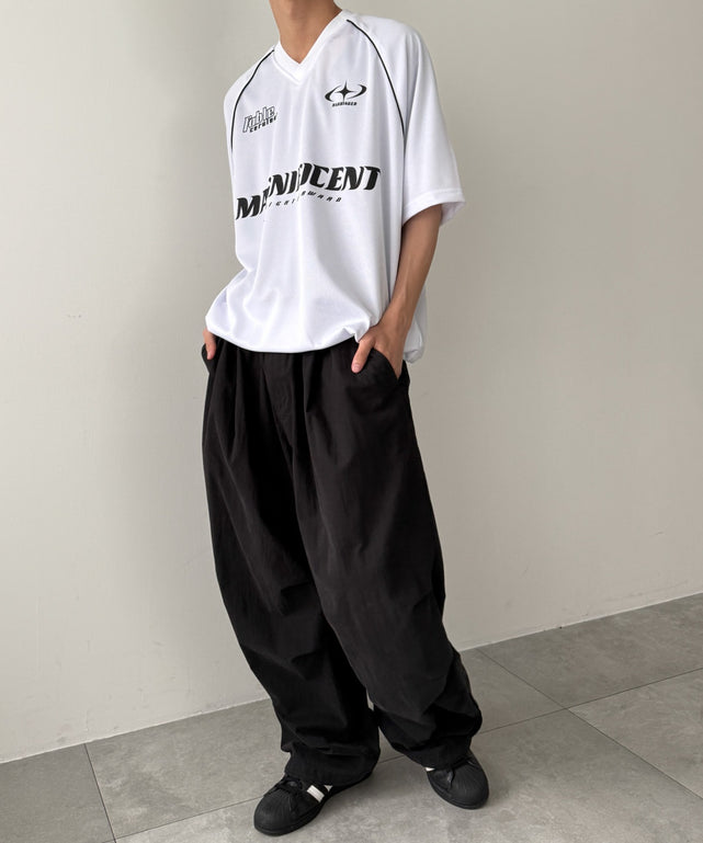 ホワイトソノタ モデル：175cm L着用