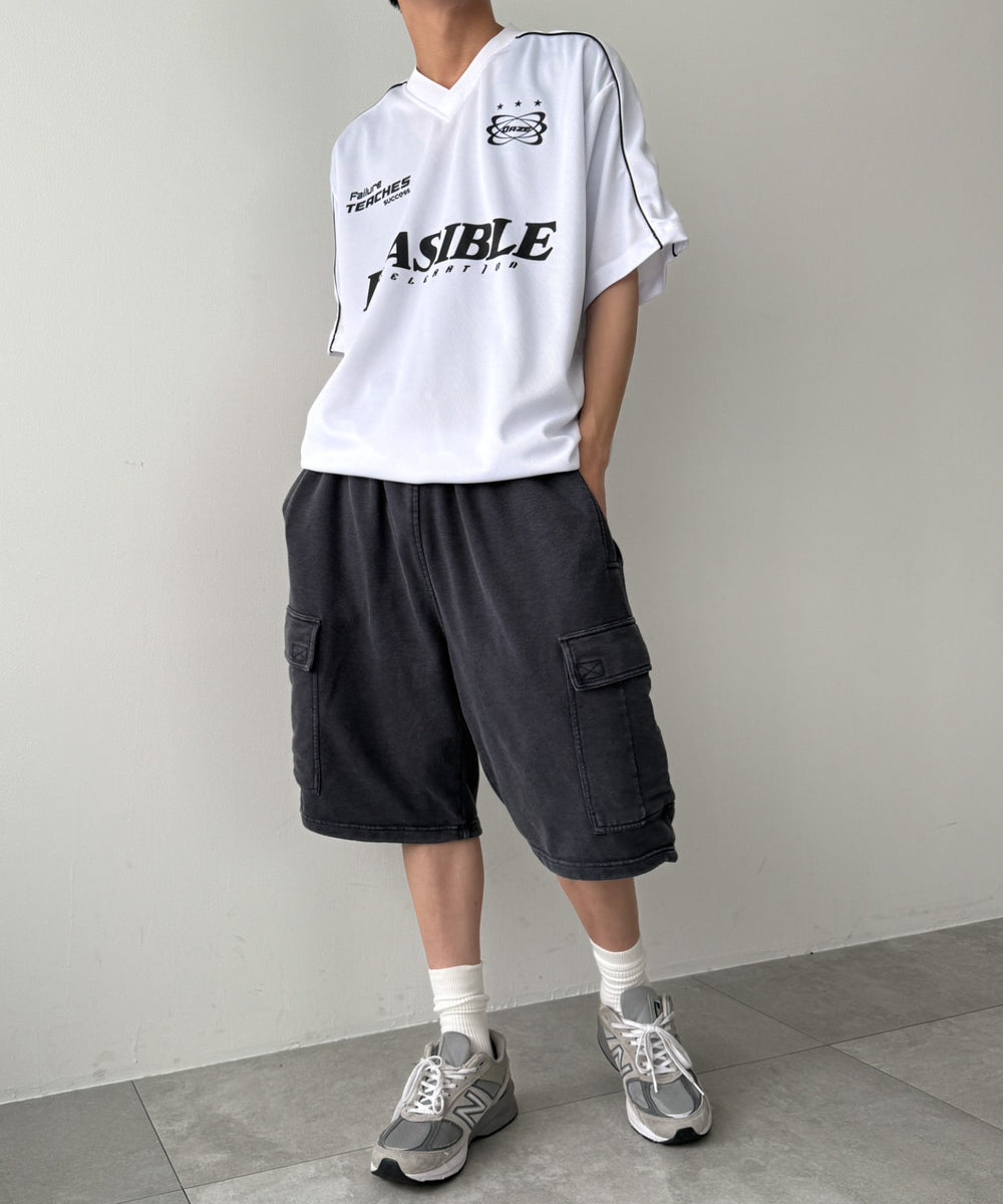 ホワイト モデル：175cm L着用