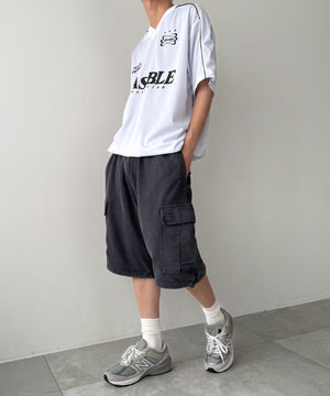 ホワイト モデル：175cm L着用