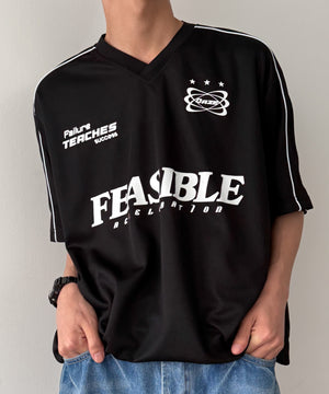 ブラック モデル：175cm L着用