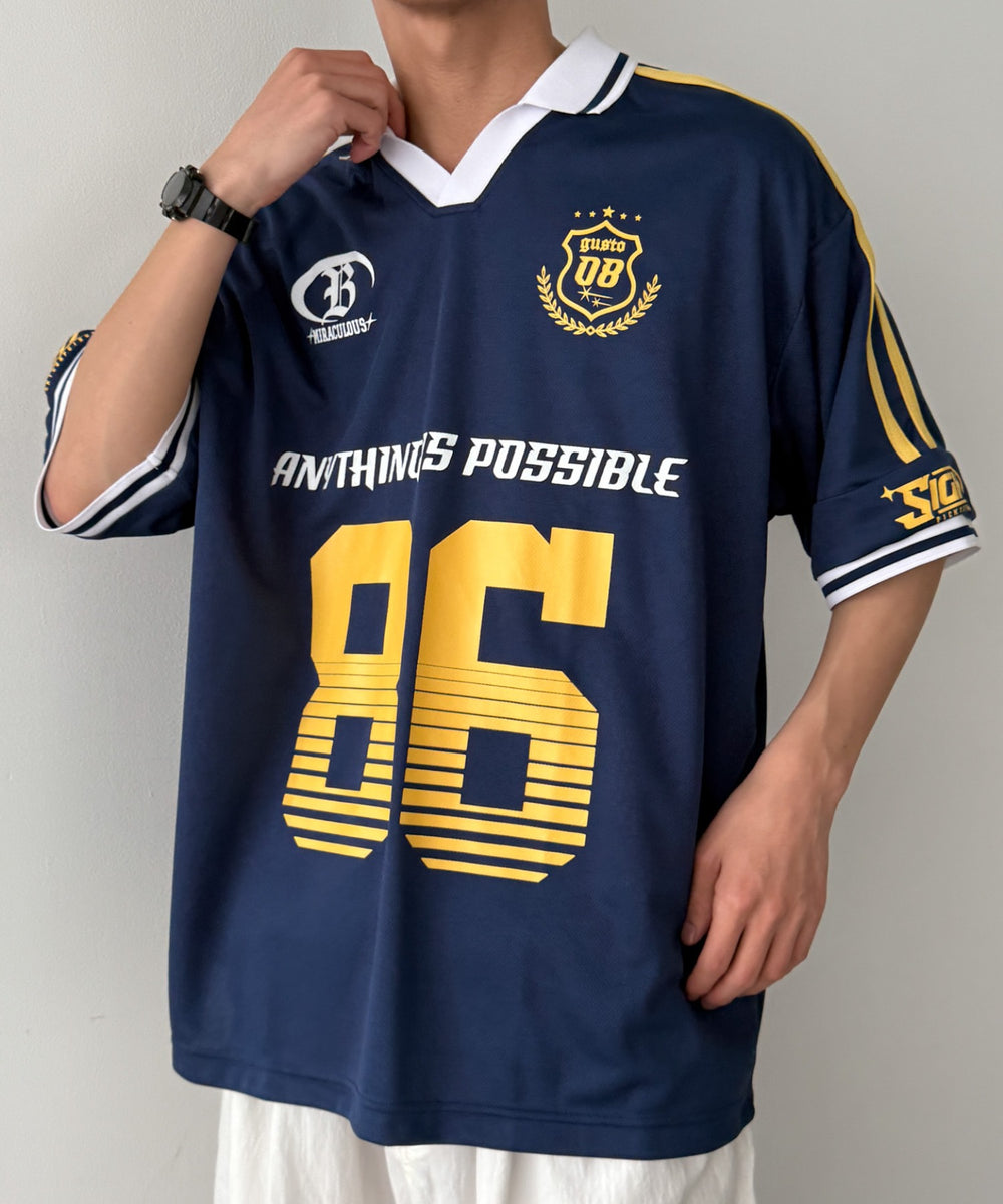 ネイビー モデル：175cm L着用