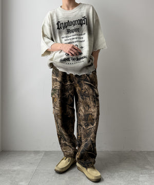 ホワイトボーダー モデル：171cm L着用