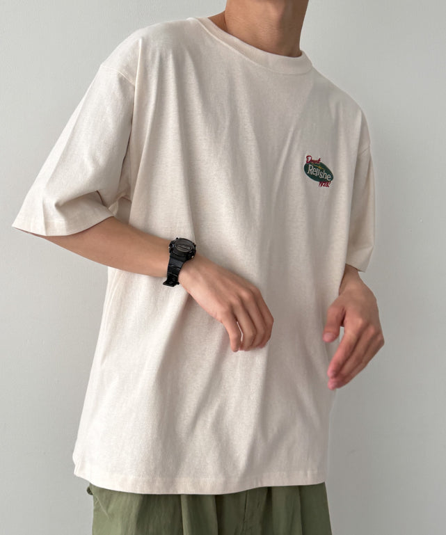 オフホワイト モデル：175cm L着用