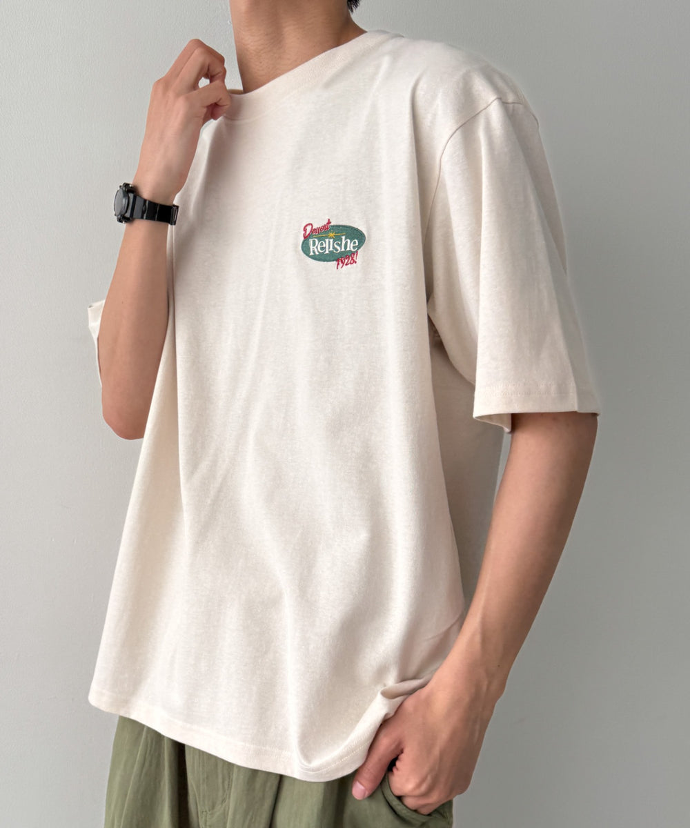 オフホワイト モデル：175cm L着用