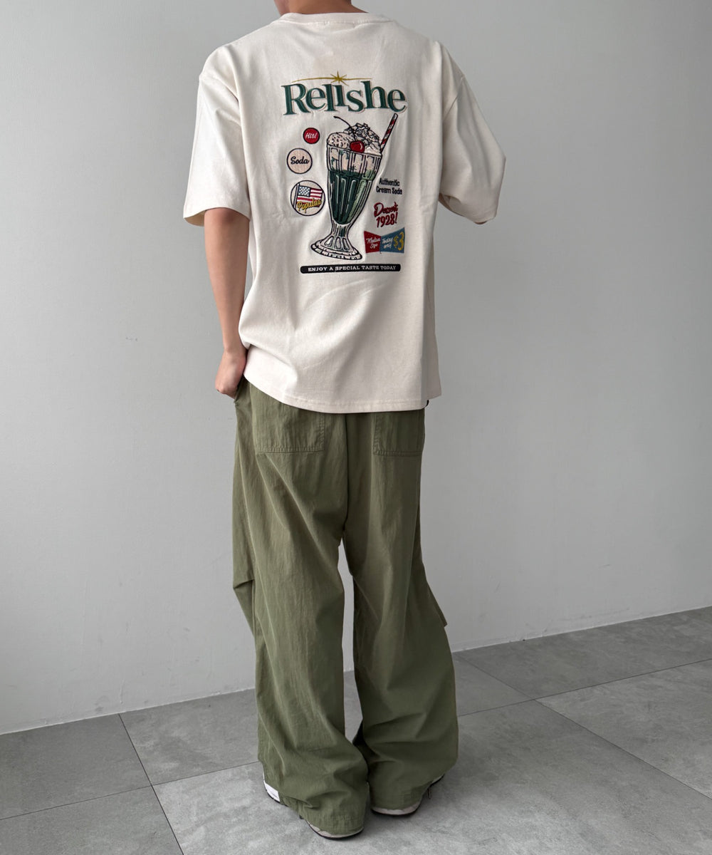 オフホワイト モデル：175cm L着用