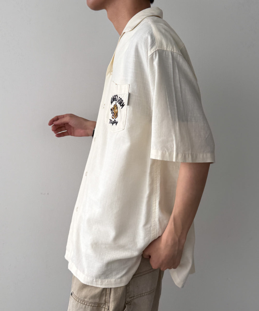 ホワイトアイボリー モデル：175cm L着用