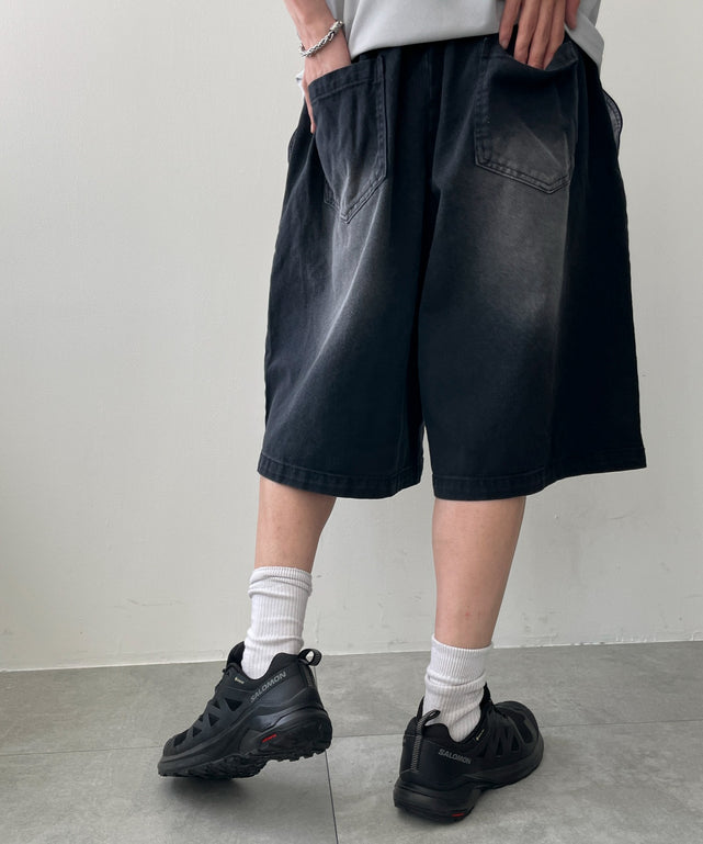 ブラック モデル：175cm L着用