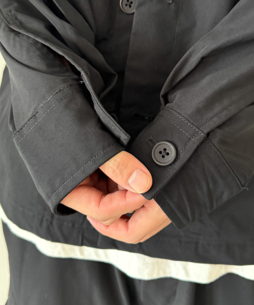 ブラック モデル：175cm L着用