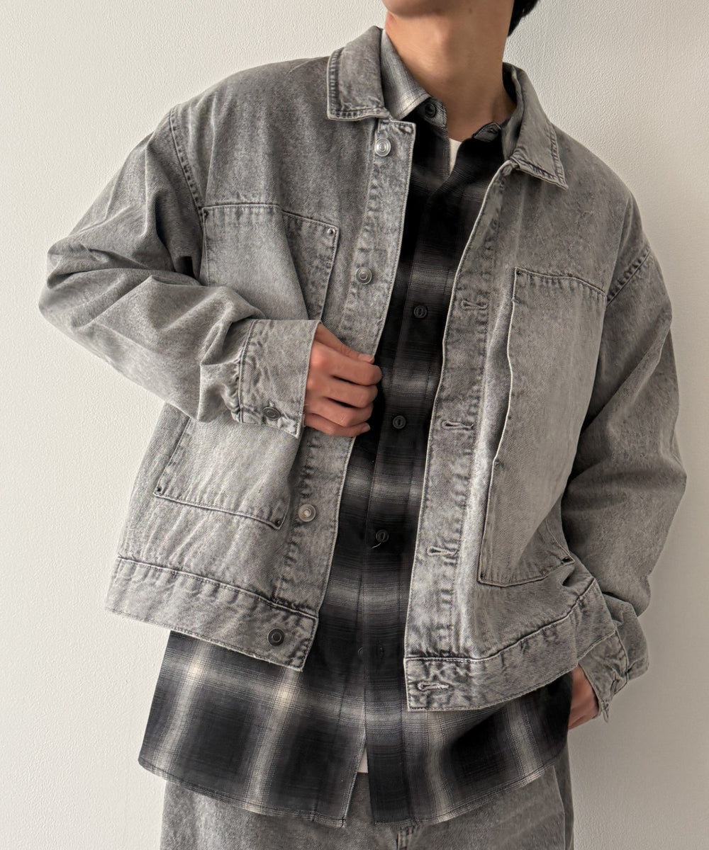 グレー モデル：175cm L着用