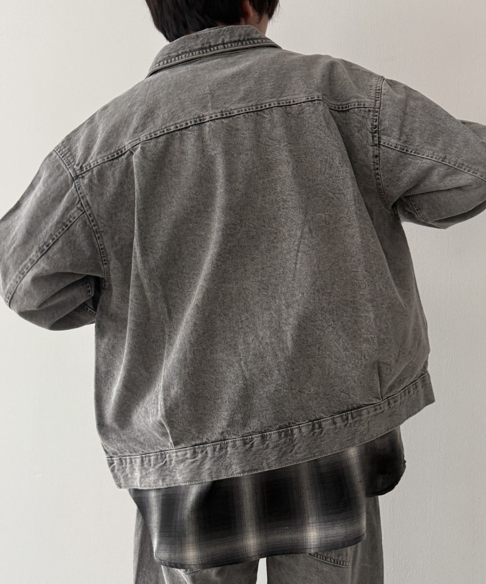 グレー モデル：175cm L着用