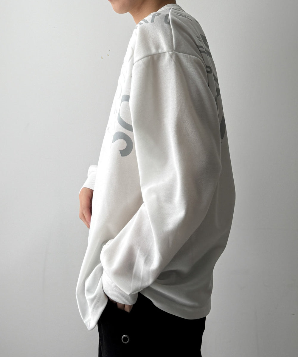 ホワイト モデル：171cm L着用