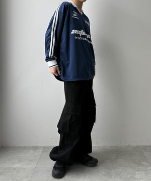 ネイビー モデル：171cm L着用