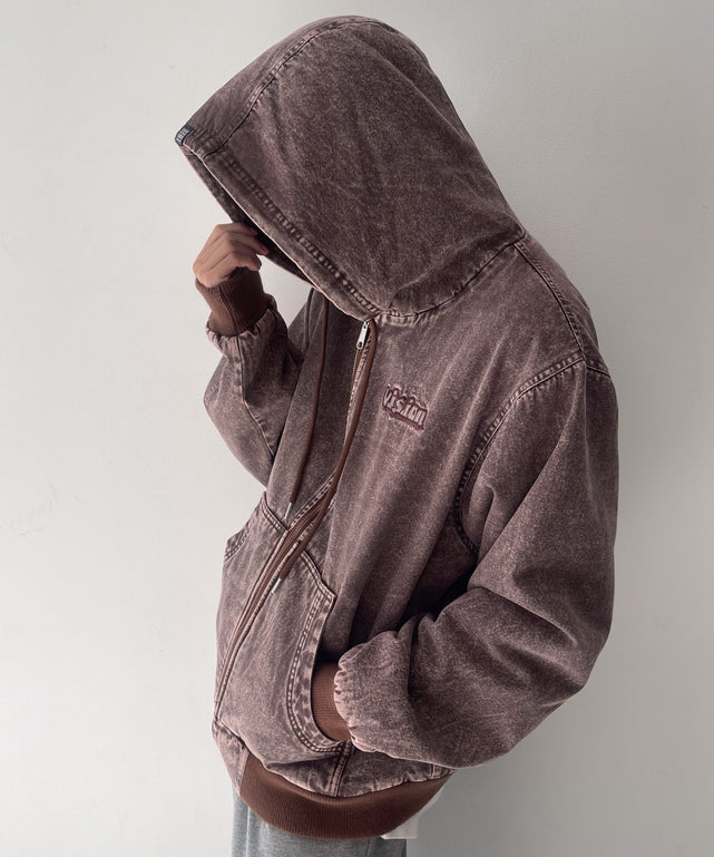 ブラウン モデル：175cm L着用