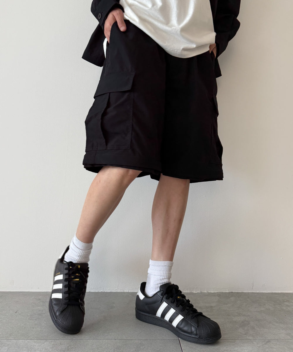 ブラック モデル：175cm L着用