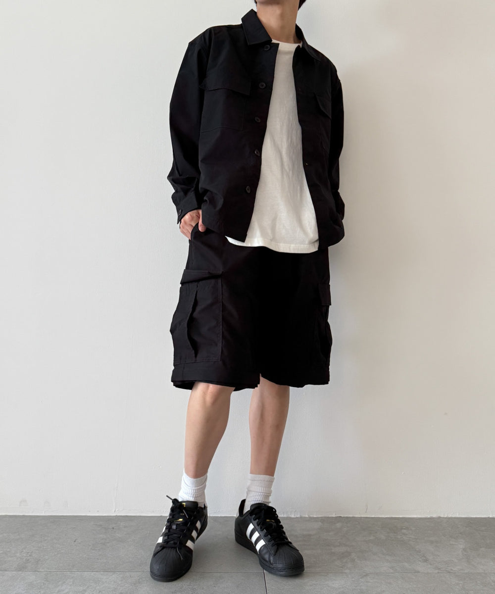 ブラック モデル：175cm L着用