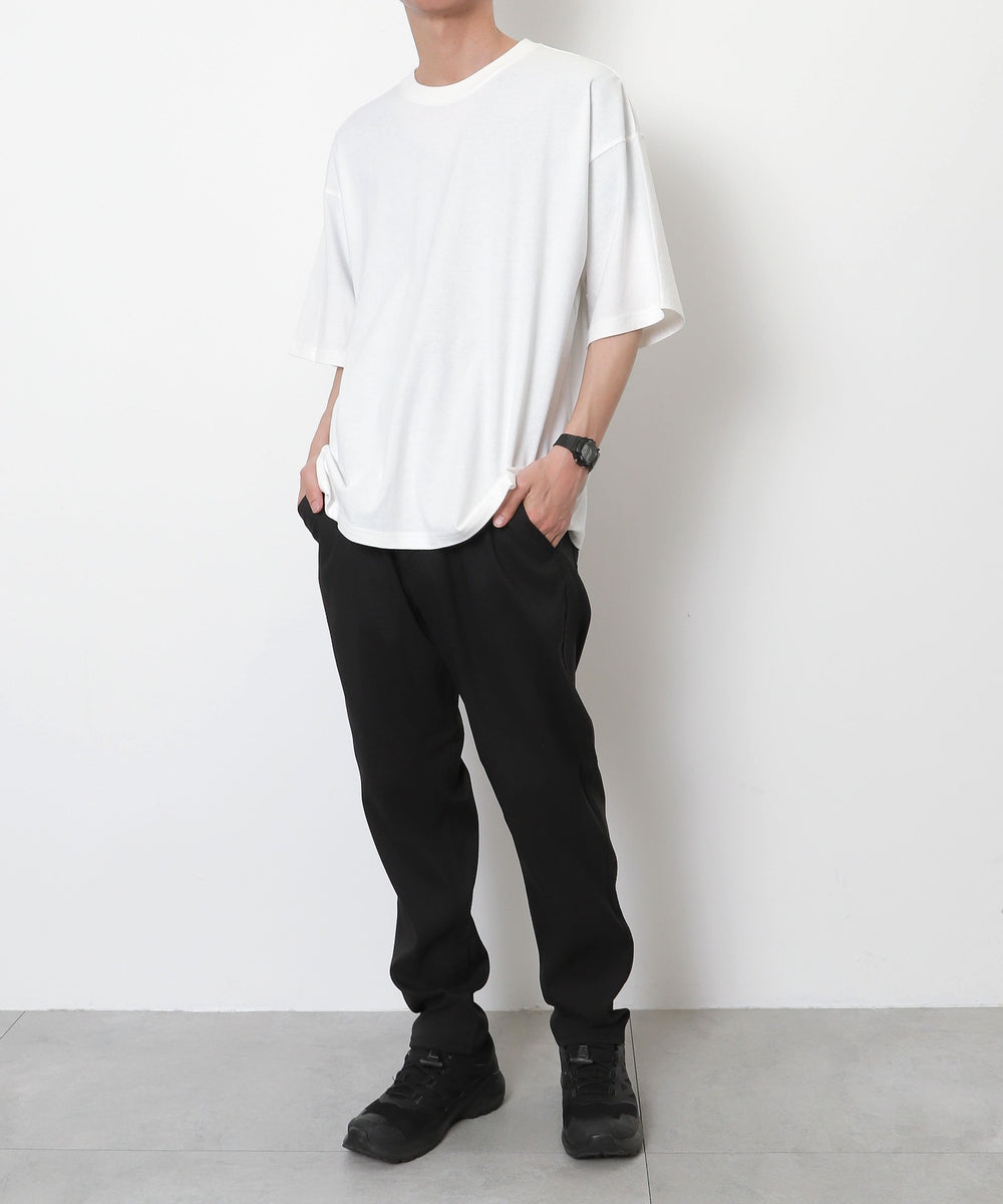 ブラック　モデル：175cm L着用