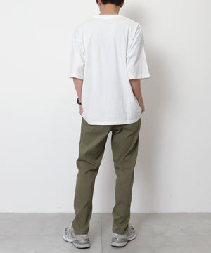 カーキ　モデル：175cm L着用