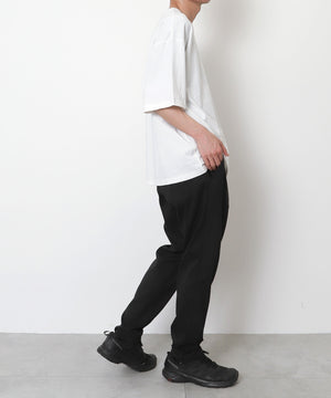 ブラック　モデル：175cm L着用