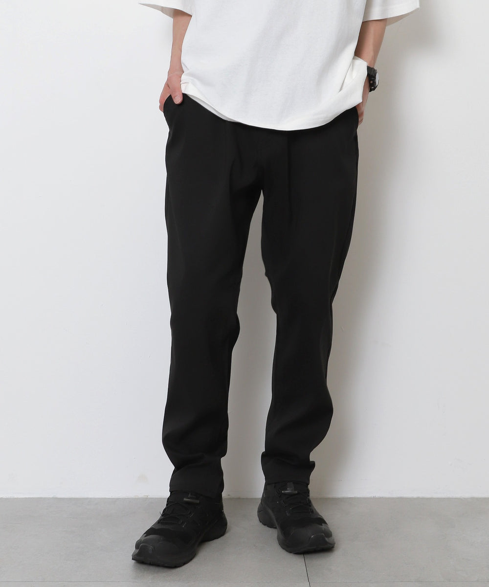 ブラック　モデル：175cm L着用