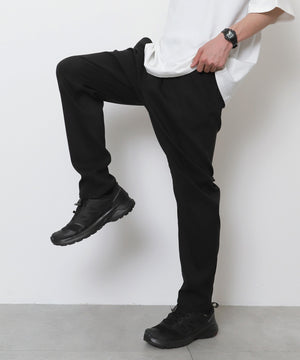 ブラック　モデル：175cm L着用