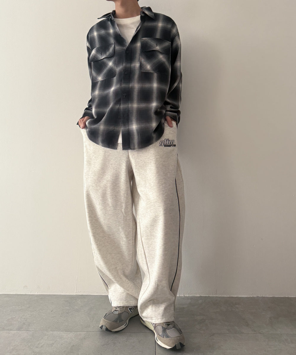 ホワイト モデル：175cm L着用