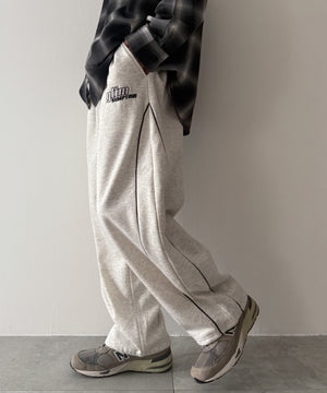 ホワイト モデル：175cm L着用