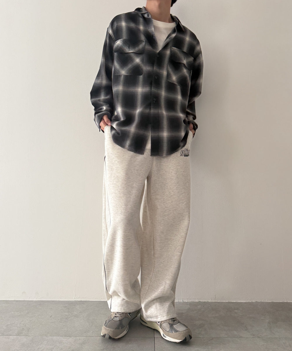 ホワイト モデル：175cm L着用