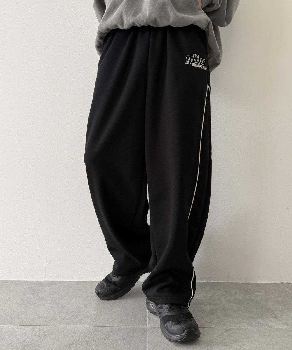 ブラック モデル：175cm L着用