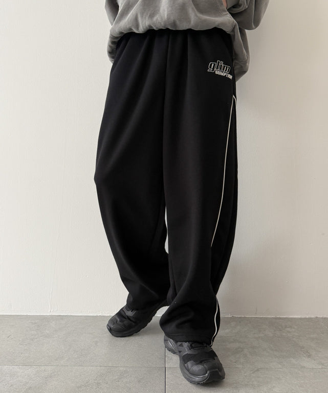 ブラック モデル：175cm L着用