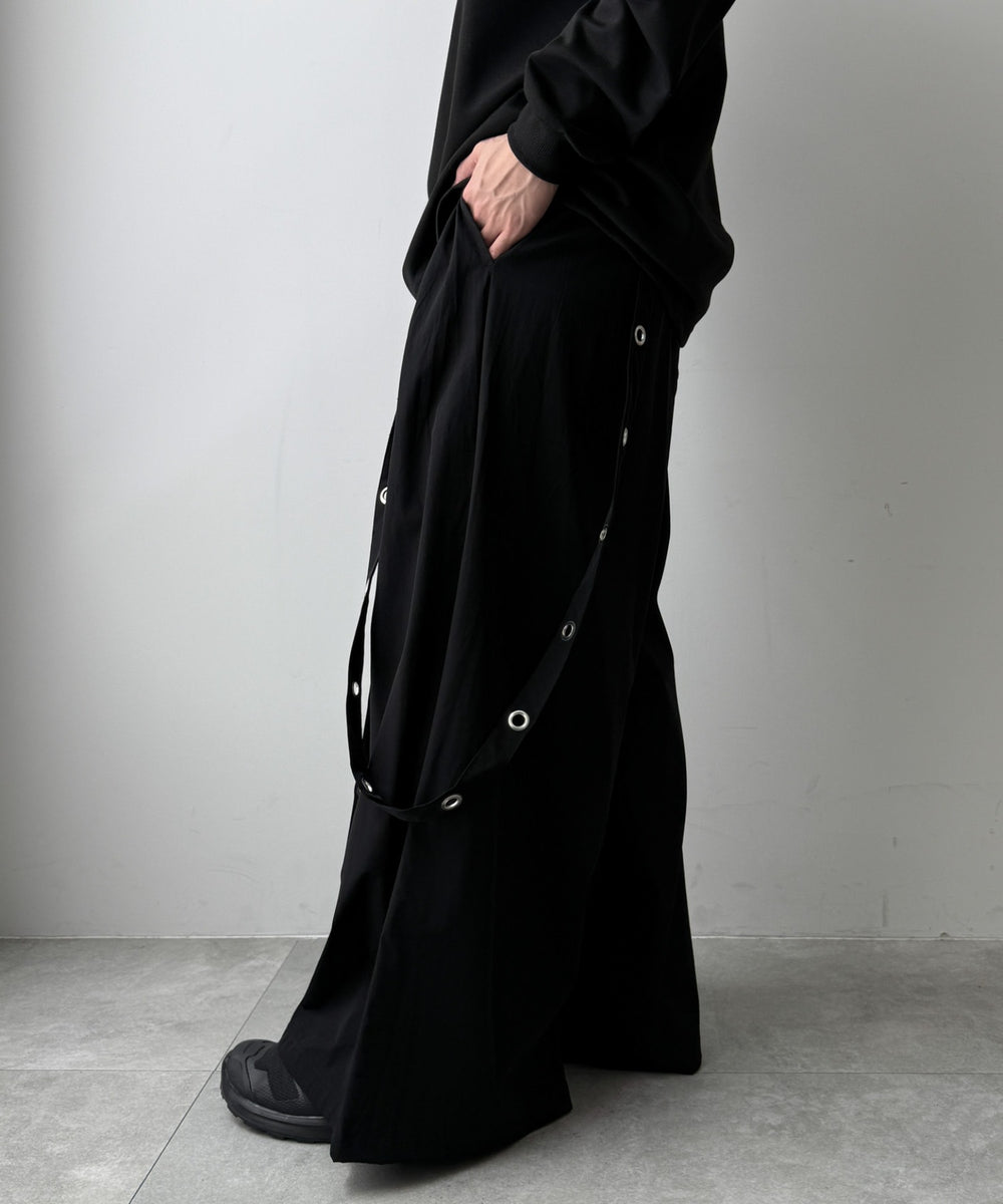 ブラック モデル：171cm L着用