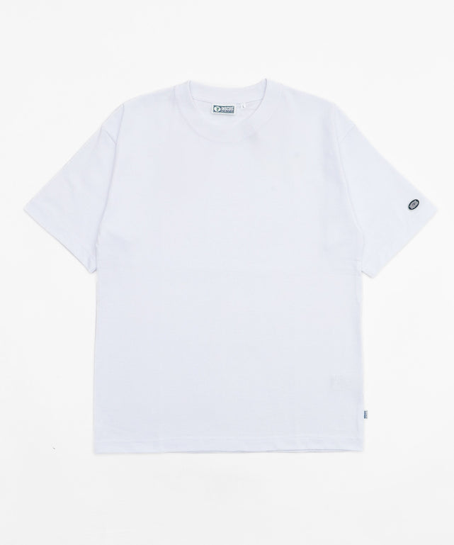 ホワイト モデル:165cm Mサイズ着用