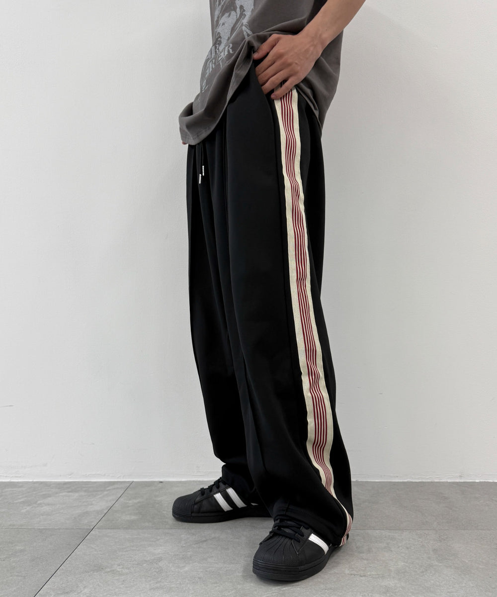 ブラック モデル：175cm F着用