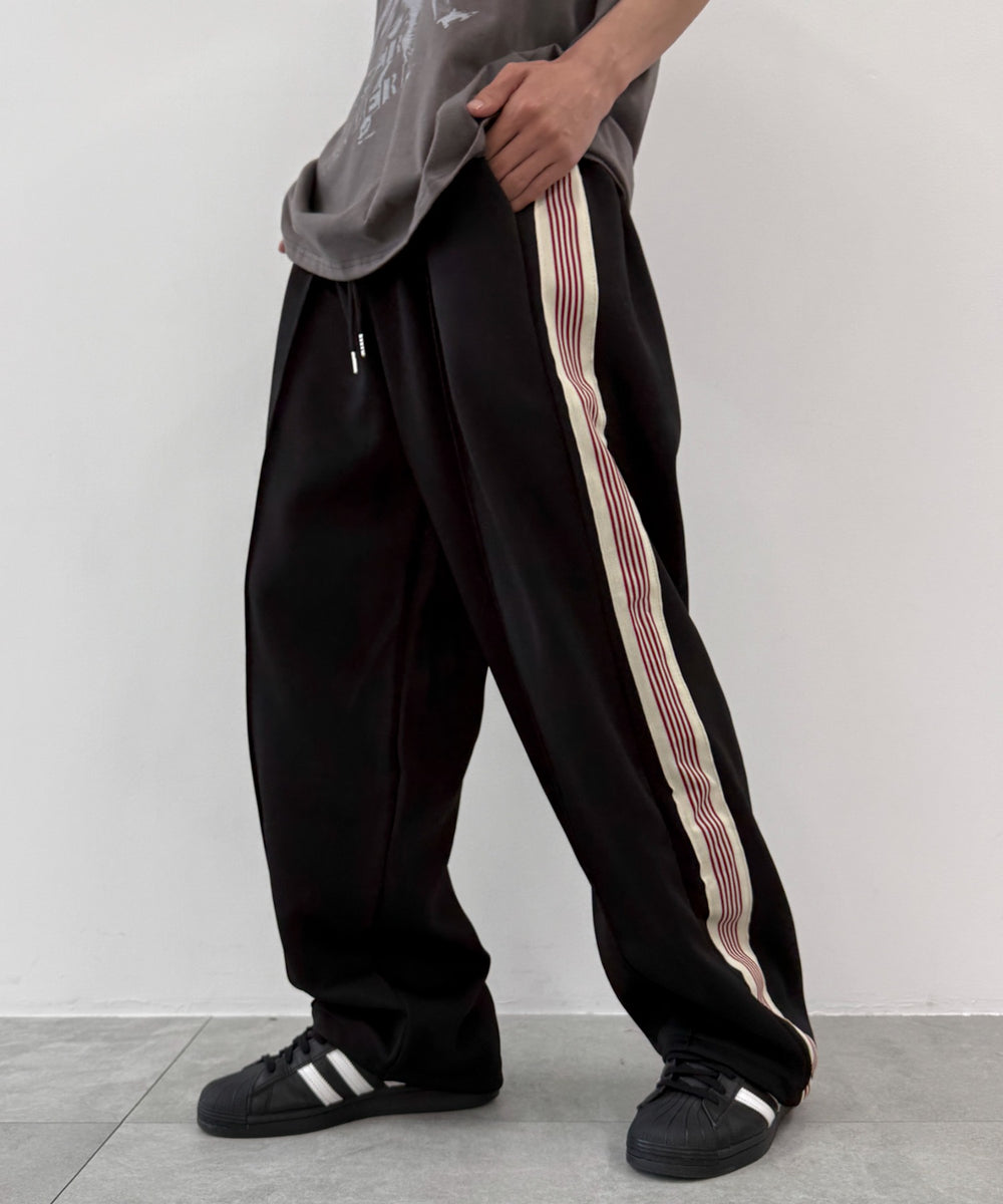 ブラック モデル：175cm F着用