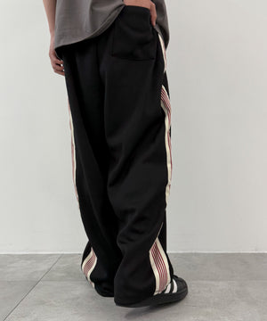 ブラック モデル：175cm F着用