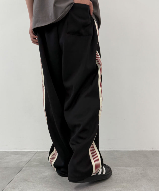 ブラック モデル：175cm F着用