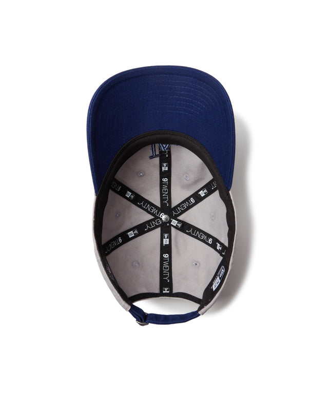 ロイヤルブルー