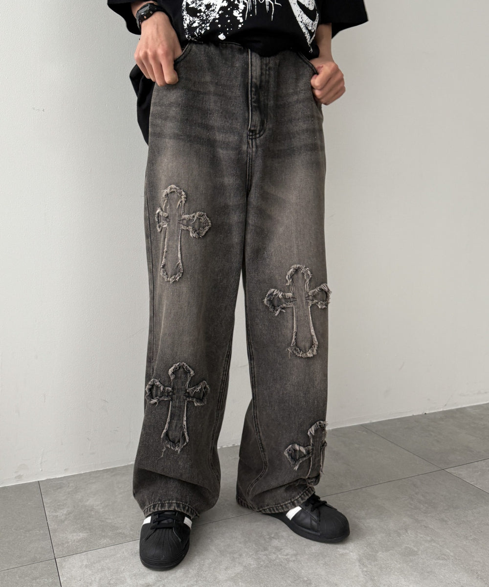 ブラック モデル：175cm L着用