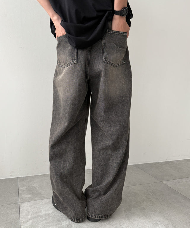 ブラック モデル：175cm L着用