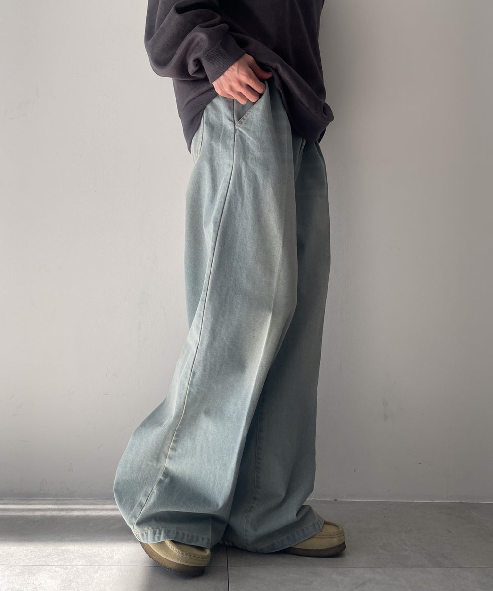 デニム淡加工 モデル：175cm L着用