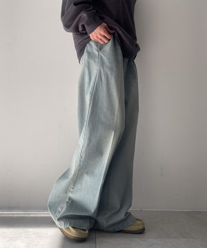 デニム淡加工 モデル：175cm L着用