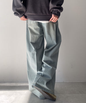 デニム淡加工 モデル：175cm L着用