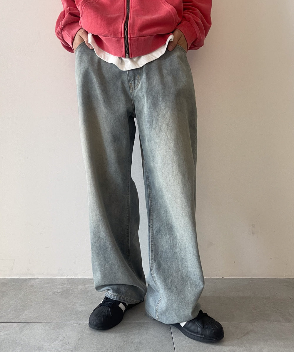 デニム淡加工 モデル：175cm L着用