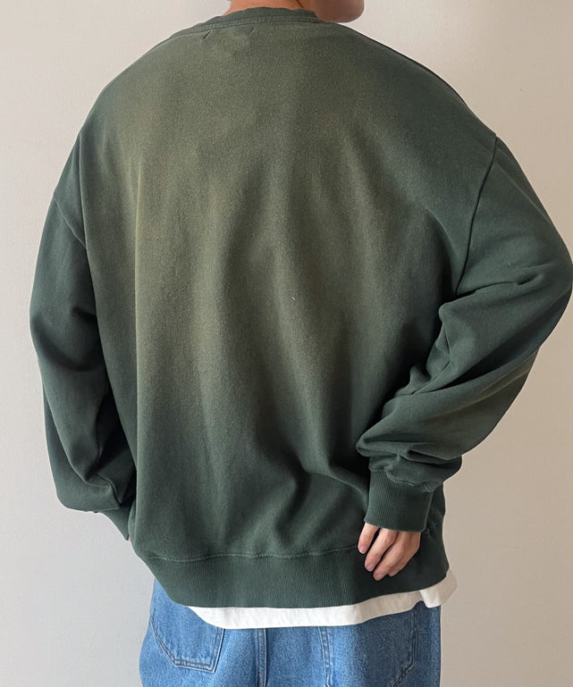 カーキ モデル：175cm L着用