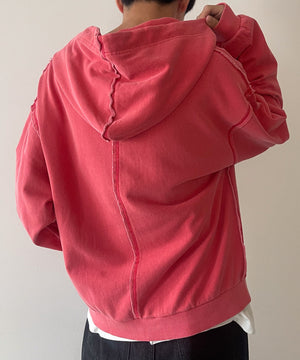 レッド モデル：175cm L着用