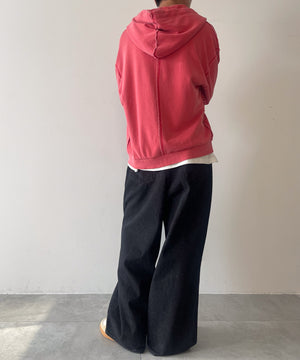 レッド モデル：175cm L着用