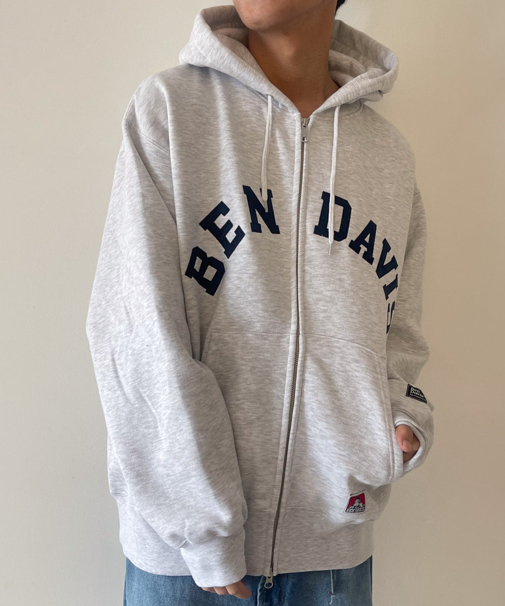 アッシュグレー モデル：175cm L着用